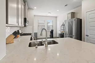 14743 Sweetwater Dr, Baytown, TX 77523 - Photo 14