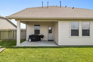 14743 Sweetwater Dr, Baytown, TX 77523 - Photo 38