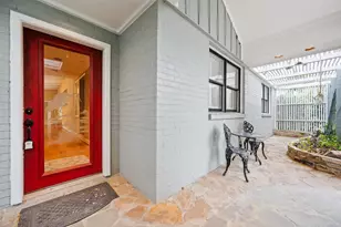 2111 N Galveston Ave, Pearland, TX 77581 - Photo 6