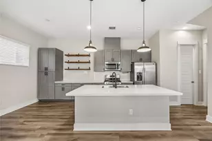 1209 W Tidwell Rd, Houston, TX 77091 - Photo 12
