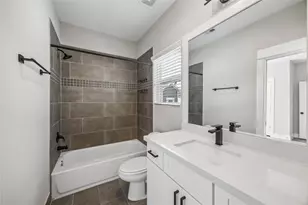 1209 W Tidwell Rd, Houston, TX 77091 - Photo 16