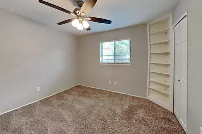 2102 Turtle Creek Drive, Missouri City, TX 77459 - Photo 12