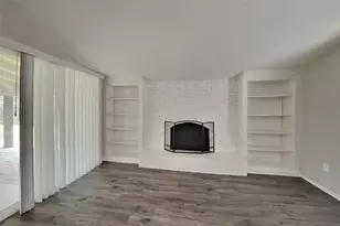 2102 Turtle Creek Dr, Missouri City, TX 77459 - Photo 2