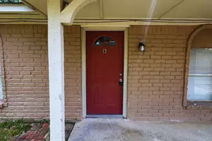9325 Kentshire Dr, Houston, TX 77078 - Photo 2