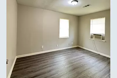 9325 Kentshire Dr, Houston, TX 77078 - Photo 20