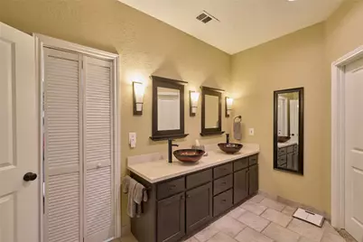 9 Huntsmans Horn Circle, The Woodlands, TX 77380 - Photo 28