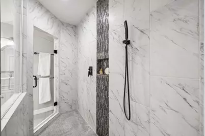 1405 Walton Street, Houston, TX 77009 - Photo 18