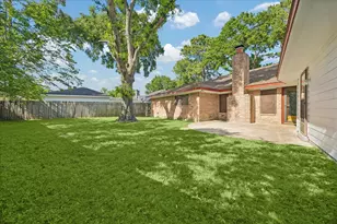 9803 Rocktree Dr, Houston, TX 77040 - Photo 14
