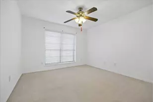 9803 Rocktree Dr, Houston, TX 77040 - Photo 8