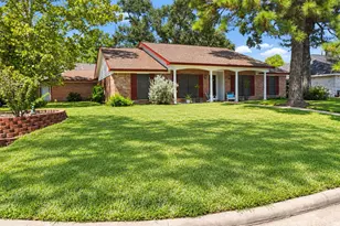 9803 Rocktree Dr, Houston, TX 77040 - Photo 1