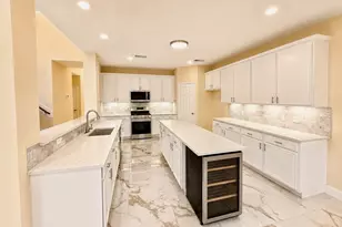 8119 Moss Stone Dr, Sugar Land, TX 77479 - Photo 6