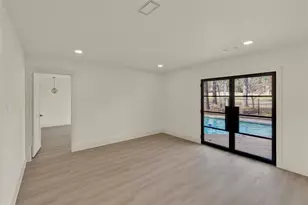 20 Buttonbush Ct, The Woodlands, TX 77380 - Photo 8