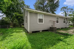5109 Earline St St, Houston, TX 77016 - Photo 8