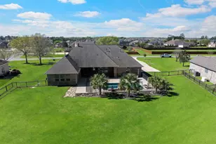 18819 Serene Water Dr, Montgomery, TX 77356 - Photo 26