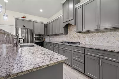 11202 Indian Trails, Tomball, TX 77375 - Photo 10