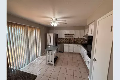 3227 Glade Springs Drive, Houston, TX 77339 - Photo 14