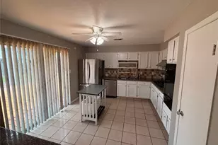 3227 Glade Springs Dr, Houston, TX 77339 - Photo 14