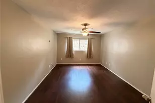 3227 Glade Springs Dr, Houston, TX 77339 - Photo 20