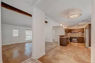 311 Baycrest Dr, League City, TX 77573 - Photo 4