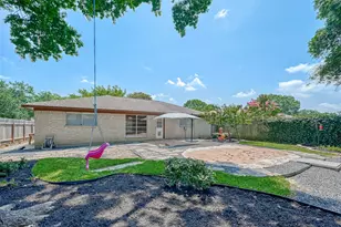 311 Baycrest Dr, League City, TX 77573 - Photo 34