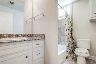 2710 Hullsmith Dr, Houston, TX 77063 - Photo 2