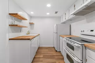 2224 S Piney Point Rd, Houston, TX 77063 - Photo 8