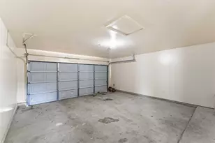 11015 Shumard Oak Ct, Houston, TX 77065 - Photo 22