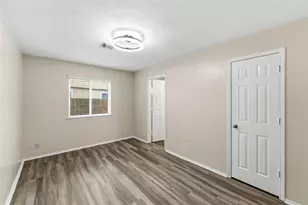 11015 Shumard Oak Ct, Houston, TX 77065 - Photo 10