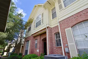 2710 Grants Lake Blvd, Sugar Land, TX 77479 - Photo 2