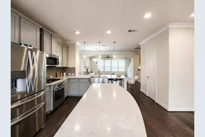 10717 Madden Oaks Place, Houston, TX 77043 - Photo 10
