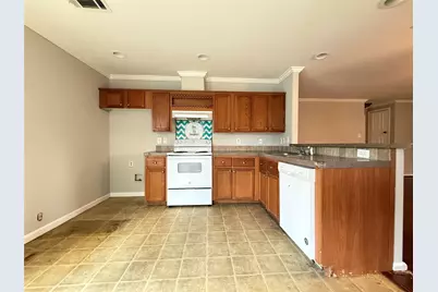 905 Grenshaw Street #B, Houston, TX 77088 - Photo 6