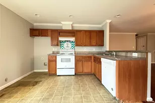 905 Grenshaw St, Houston, TX 77088 - Photo 6