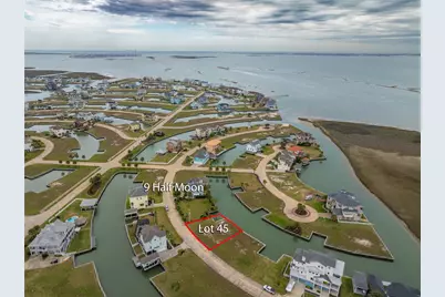 9 Half Moon, Hitchcock, TX 77563 - Photo 2