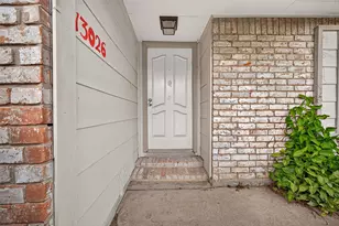 13026 Clarewood Dr, Houston, TX 77072 - Photo 2