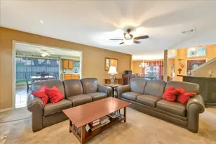 2031 Hillside Oak Ln, Houston, TX 77062 - Photo 6