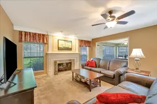 2031 Hillside Oak Ln, Houston, TX 77062 - Photo 4