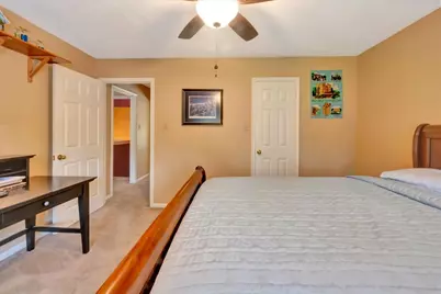 2031 Hillside Oak Lane, Houston, TX 77062 - Photo 32