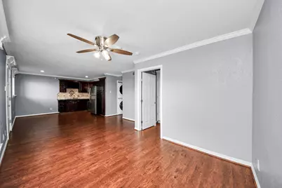 1529 Wirt Road #7, Houston, TX 77055 - Photo 18
