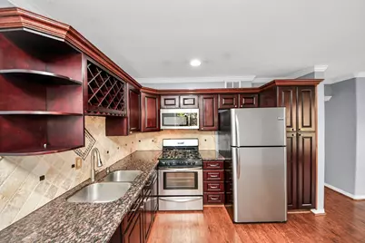 1529 Wirt Road #7, Houston, TX 77055 - Photo 14