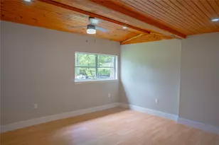 5002 Blackberry Ln, Old River Winfree, TX 77535 - Photo 12