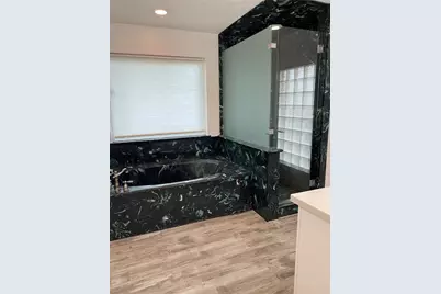 9614 Greenwillow Street, Houston, TX 77096 - Photo 26