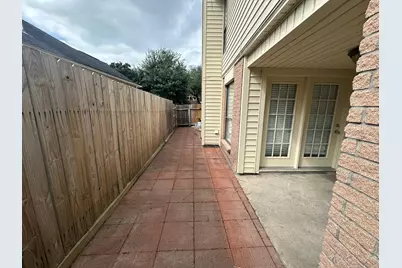 12330 Garden Laurel Lane, Houston, TX 77014 - Photo 36