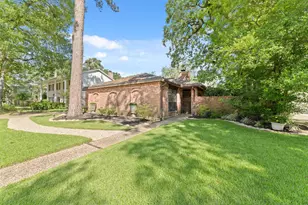 5930 Old Lodge Dr, Houston, TX 77066 - Photo 1