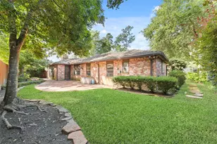 5930 Old Lodge Dr, Houston, TX 77066 - Photo 6
