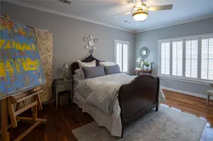 9590 Longmont Dr, Houston, TX 77063 - Photo 24