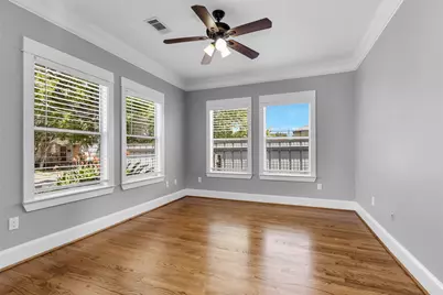 304 Vincent Street, Houston, TX 77009 - Photo 16
