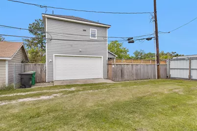 304 Vincent Street, Houston, TX 77009 - Photo 34