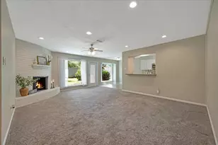 16226 Mill Point Dr, Houston, TX 77059 - Photo 6