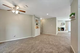 16226 Mill Point Dr, Houston, TX 77059 - Photo 4