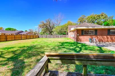 2801 Avenue I, Bay City, TX 77414 - Photo 44